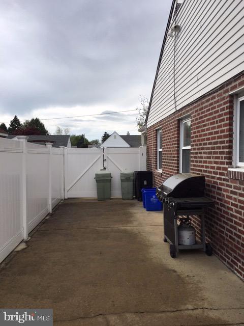 SOMERTON - Residential