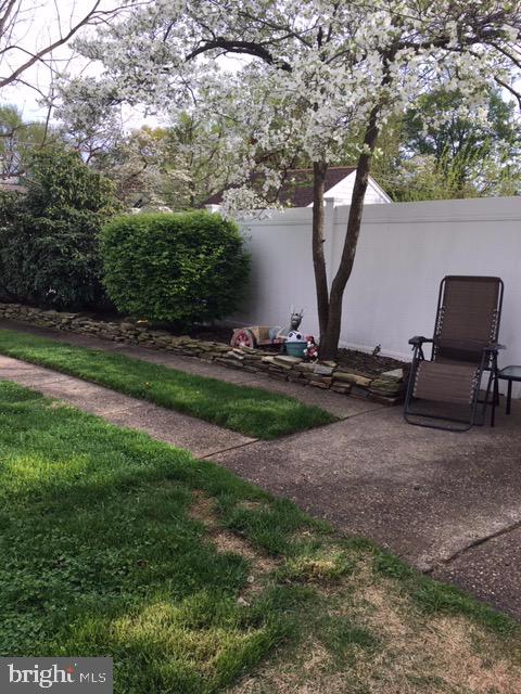 SOMERTON - Residential