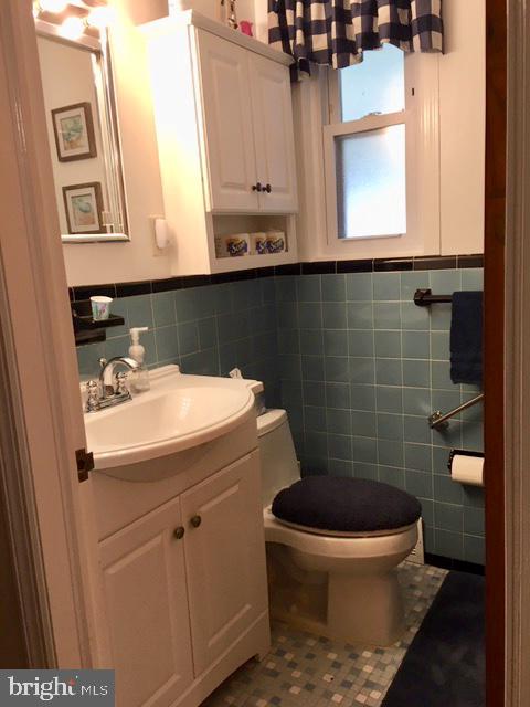 SOMERTON - Residential