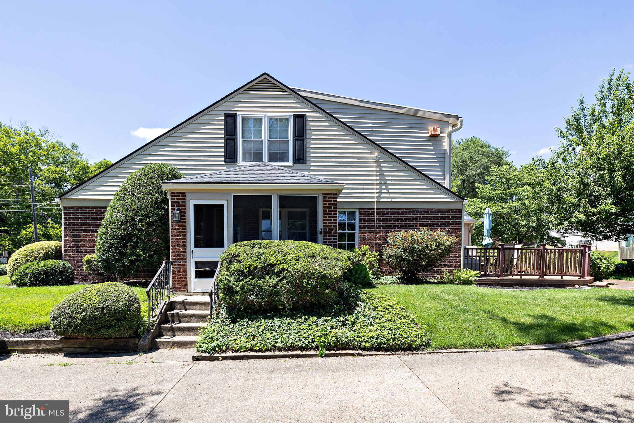 957 MERCER DRIVE