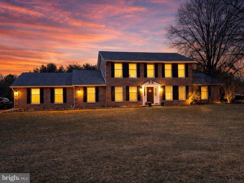 1585 MARILYN COURT CHAMBERSBURG PA 17202