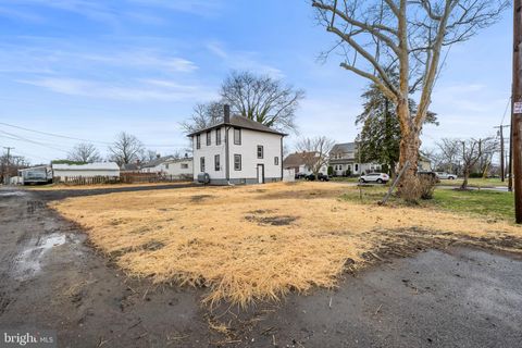 Tiny photo for 261 B Street, CARNEYS POINT, NJ 08069 (MLS # NJSA2018112)