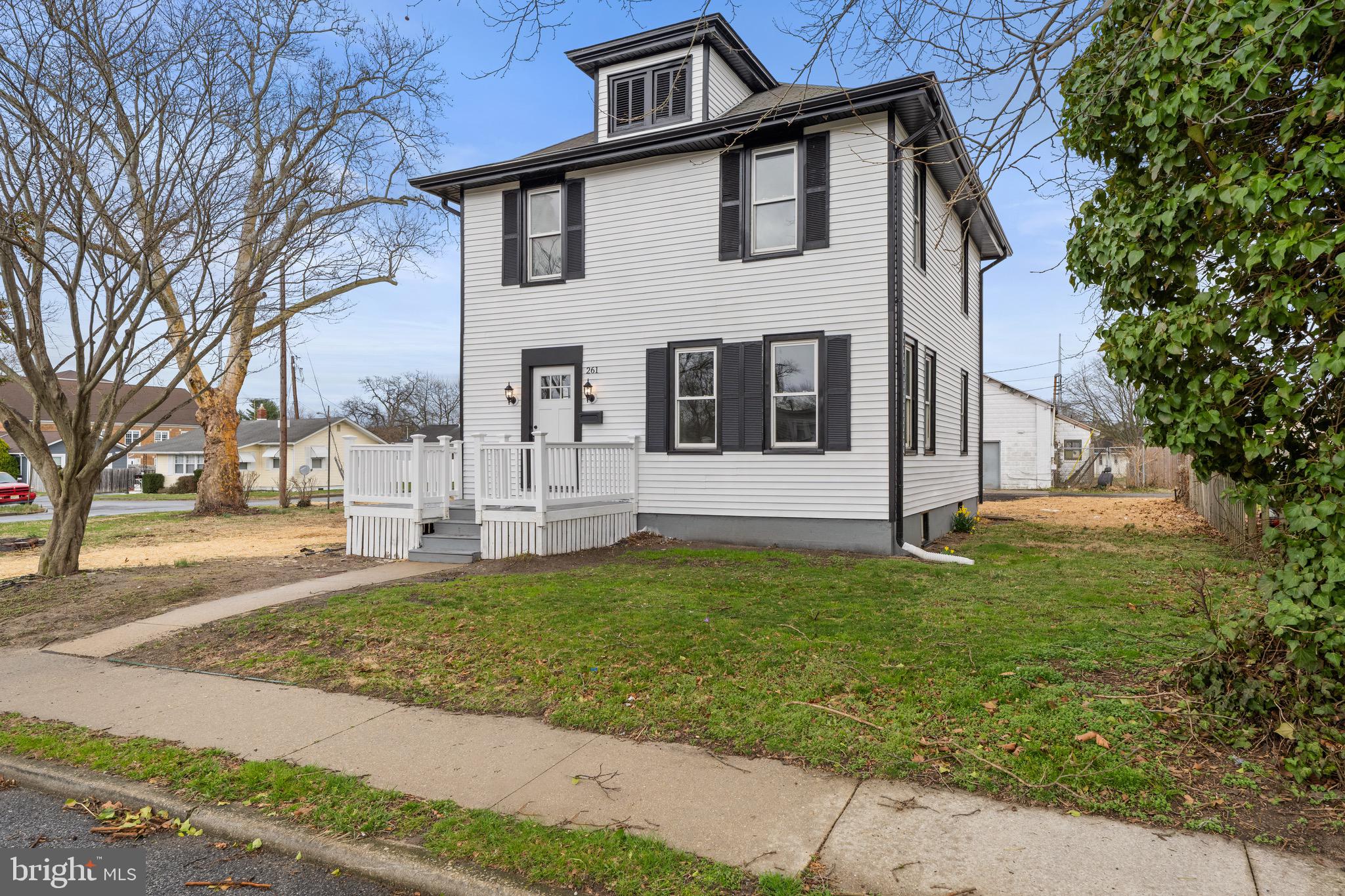 Photo 1 of 32 — 261 B STREET, CARNEYS POINT, NJ 08069