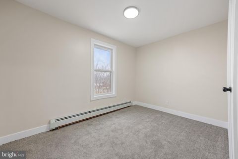 Tiny photo for 261 B Street, CARNEYS POINT, NJ 08069 (MLS # NJSA2018112)