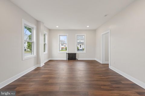 Tiny photo for 261 B Street, CARNEYS POINT, NJ 08069 (MLS # NJSA2018112)