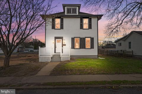 Tiny photo for 261 B Street, CARNEYS POINT, NJ 08069 (MLS # NJSA2018112)