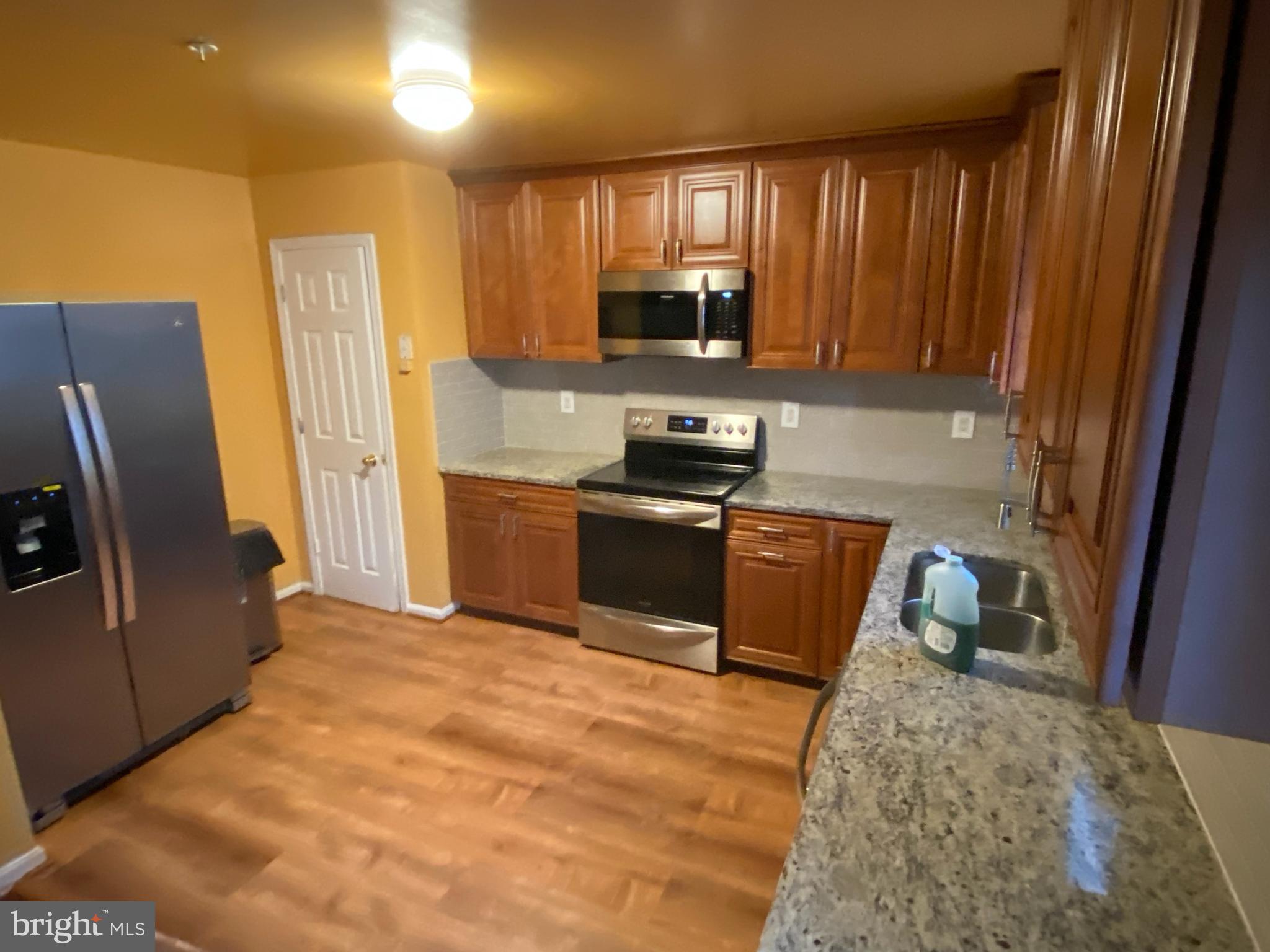 LINCOLN - Residential Lease