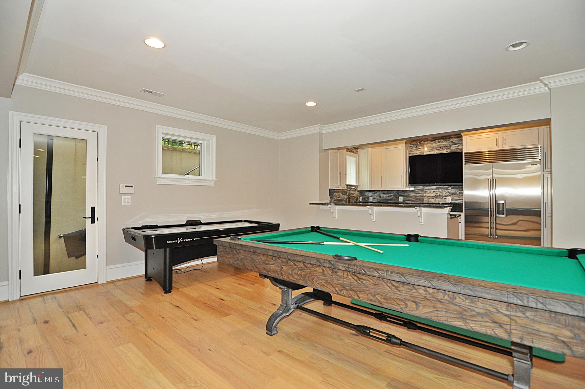 AURORA HILLS - Residential Lease