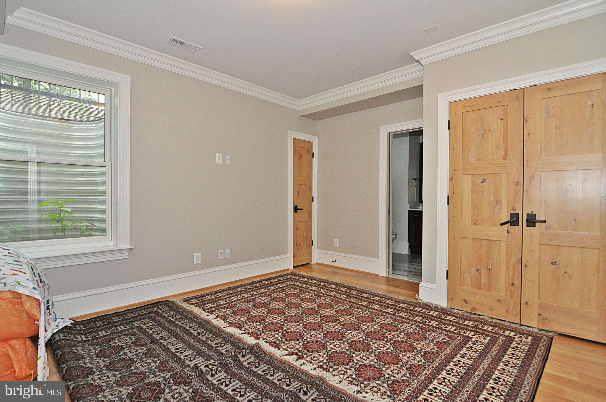 AURORA HILLS - Residential Lease