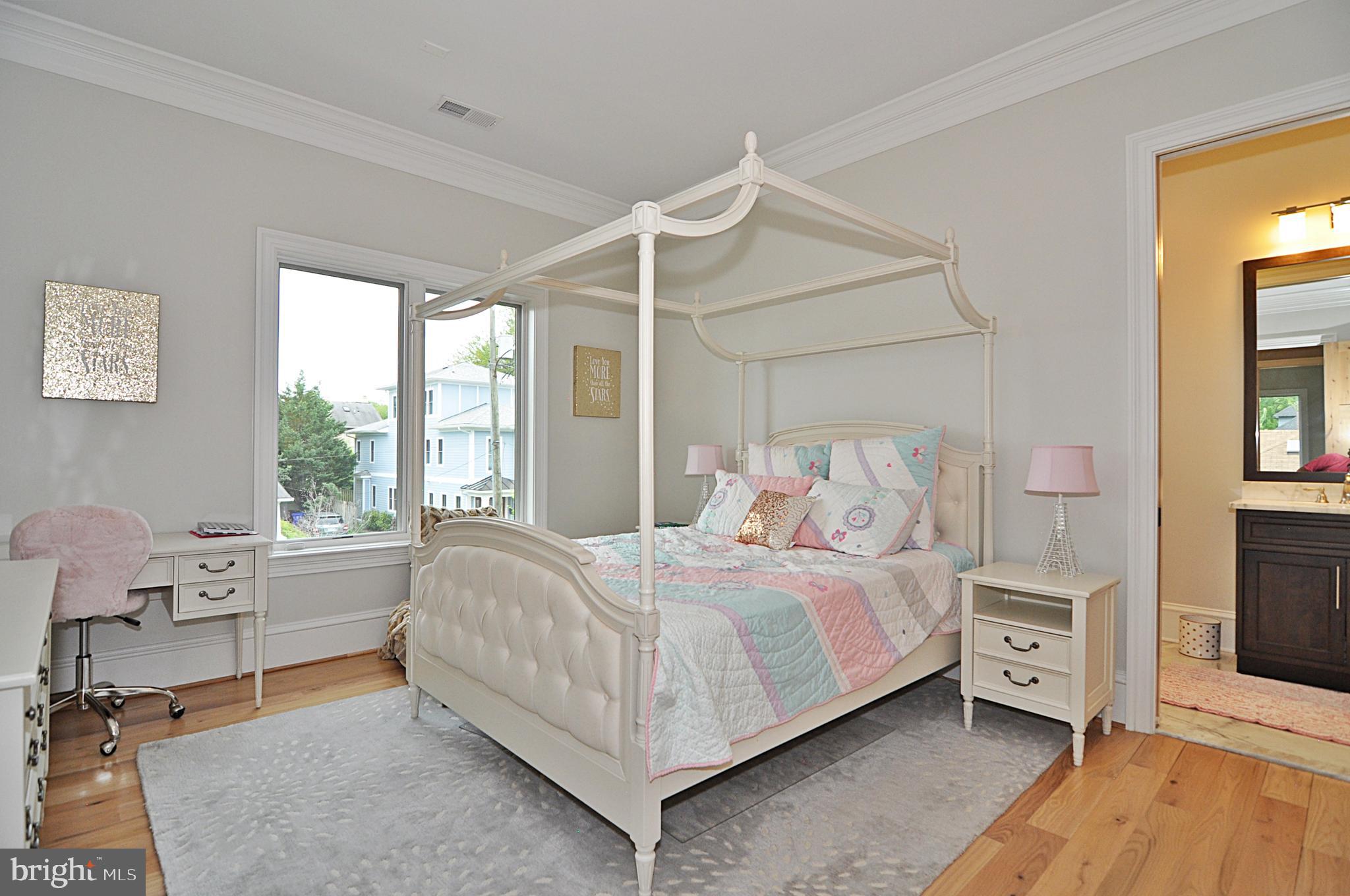 AURORA HILLS - Residential Lease