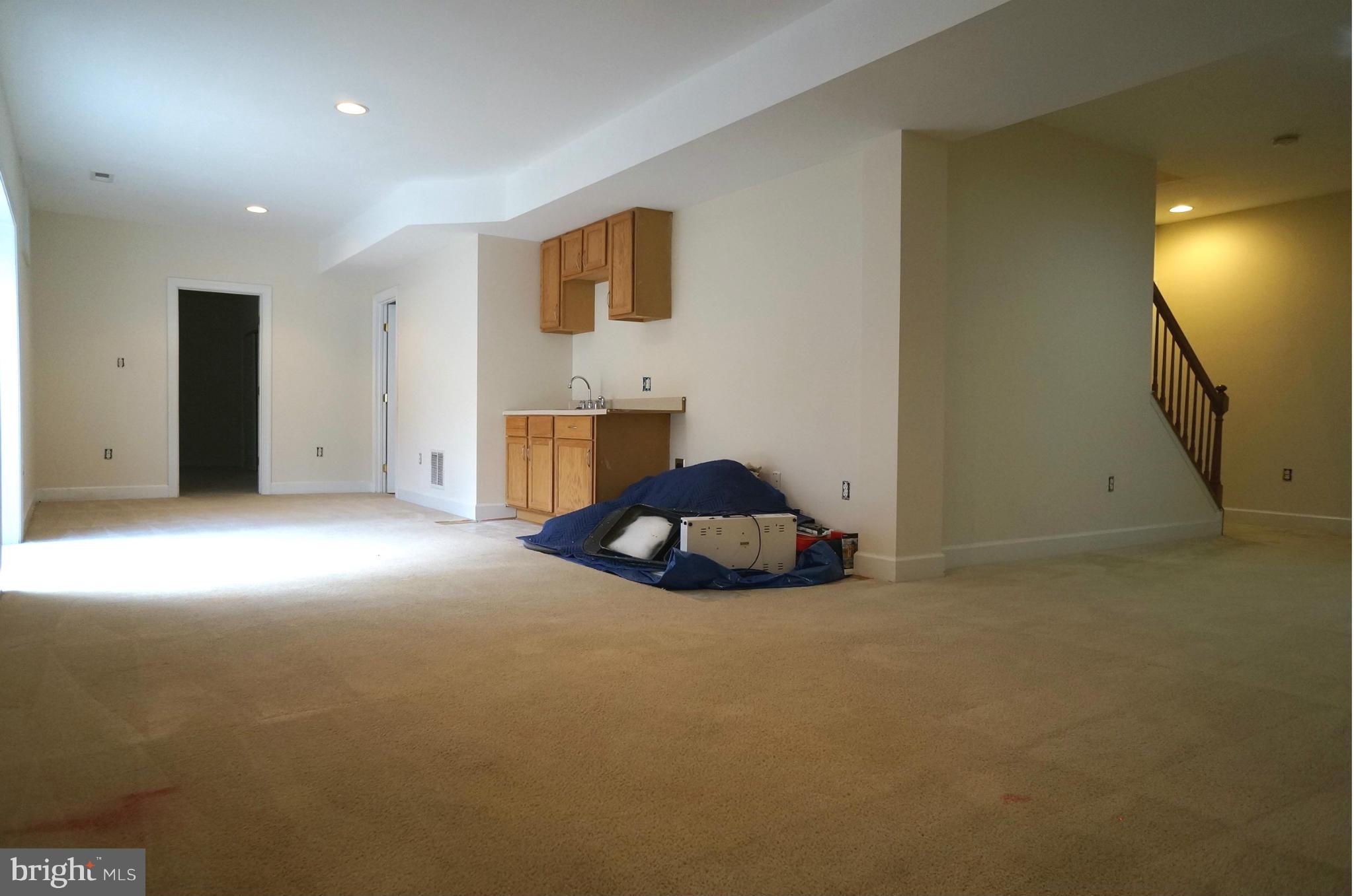 STONEWALL MANOR - Residential Lease