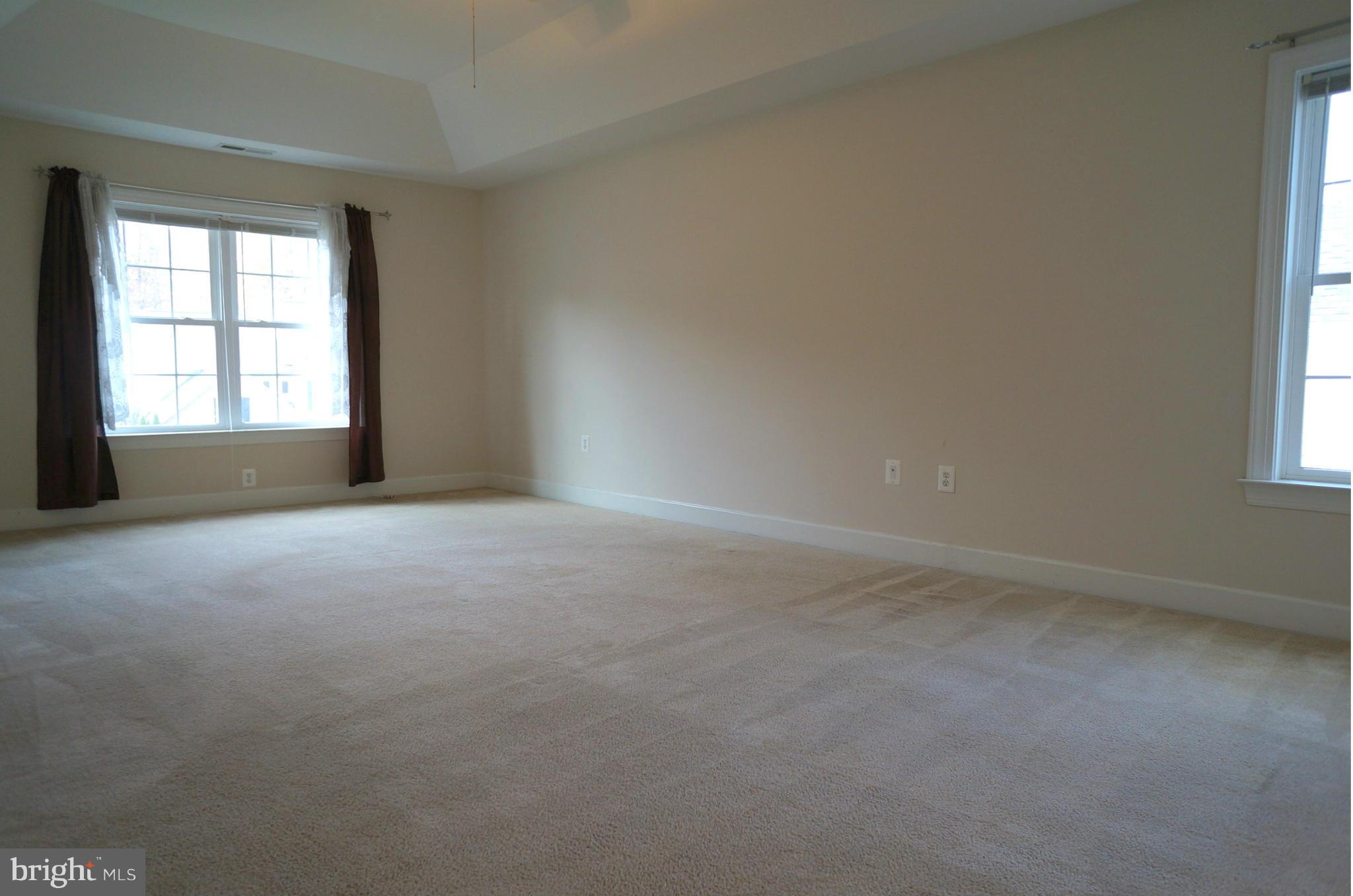 STONEWALL MANOR - Residential Lease