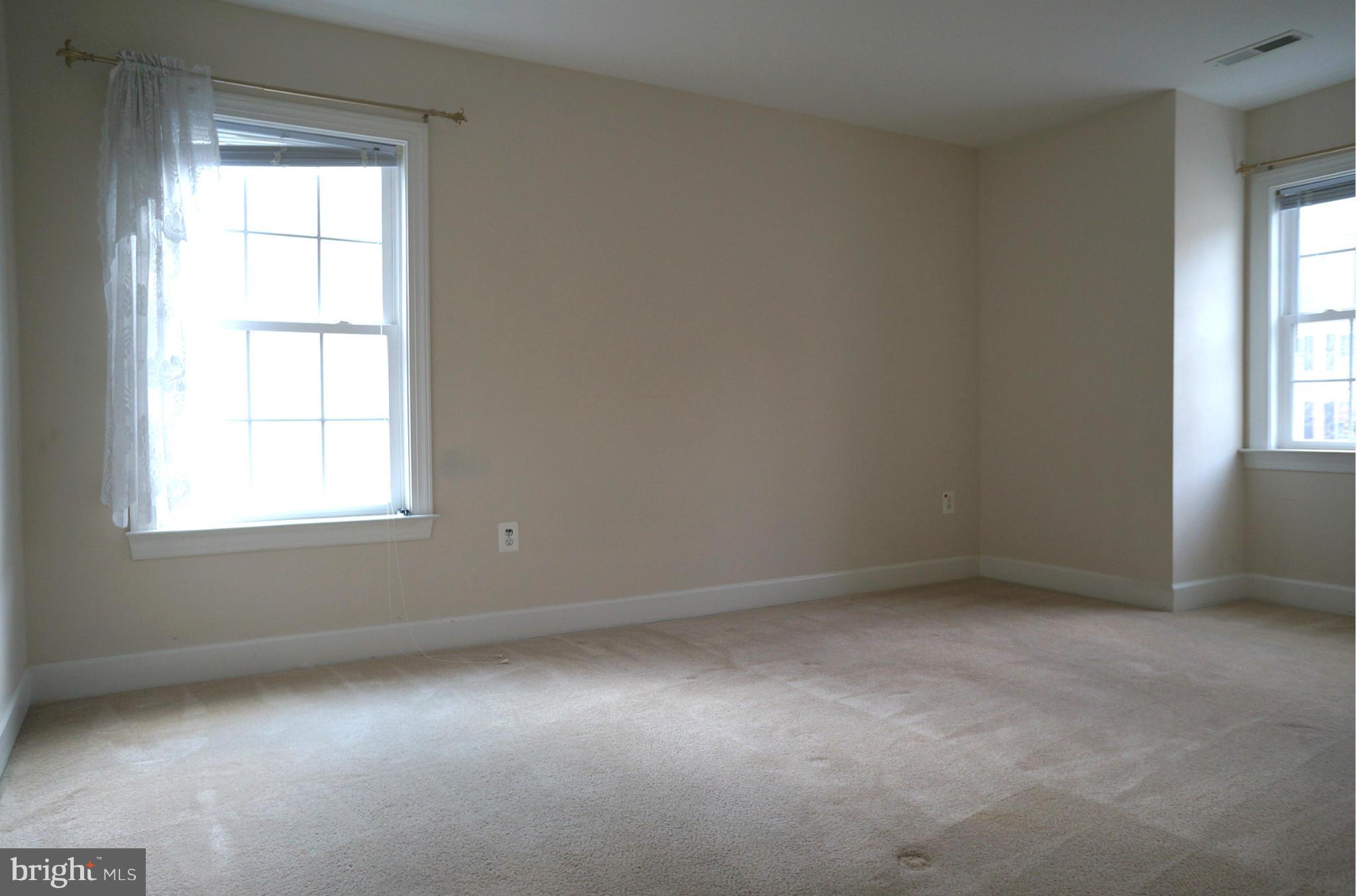 STONEWALL MANOR - Residential Lease