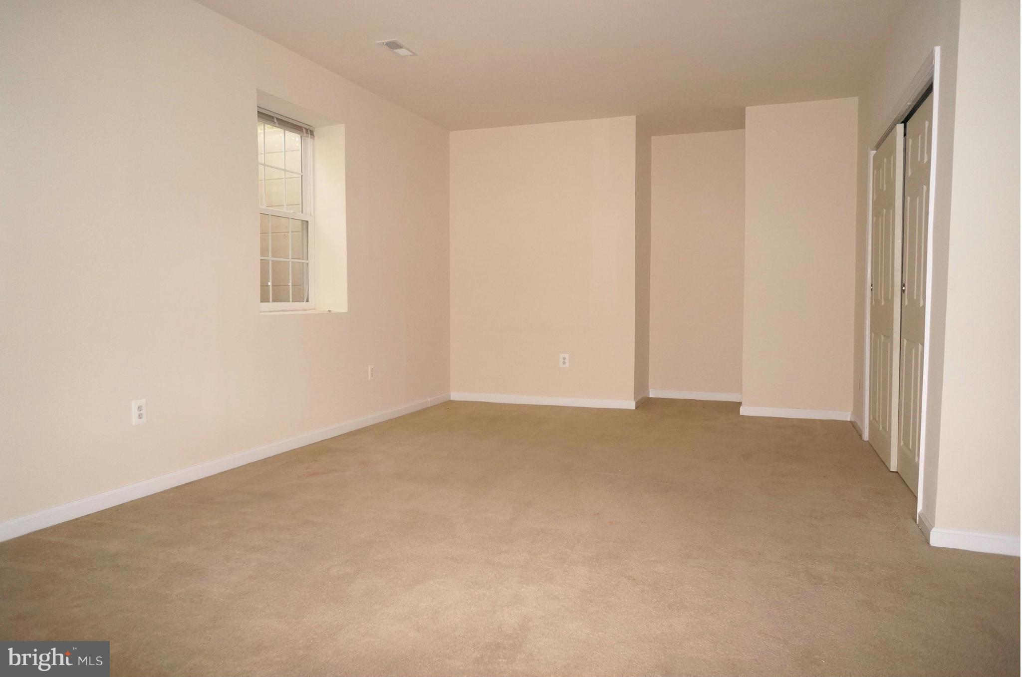 STONEWALL MANOR - Residential Lease