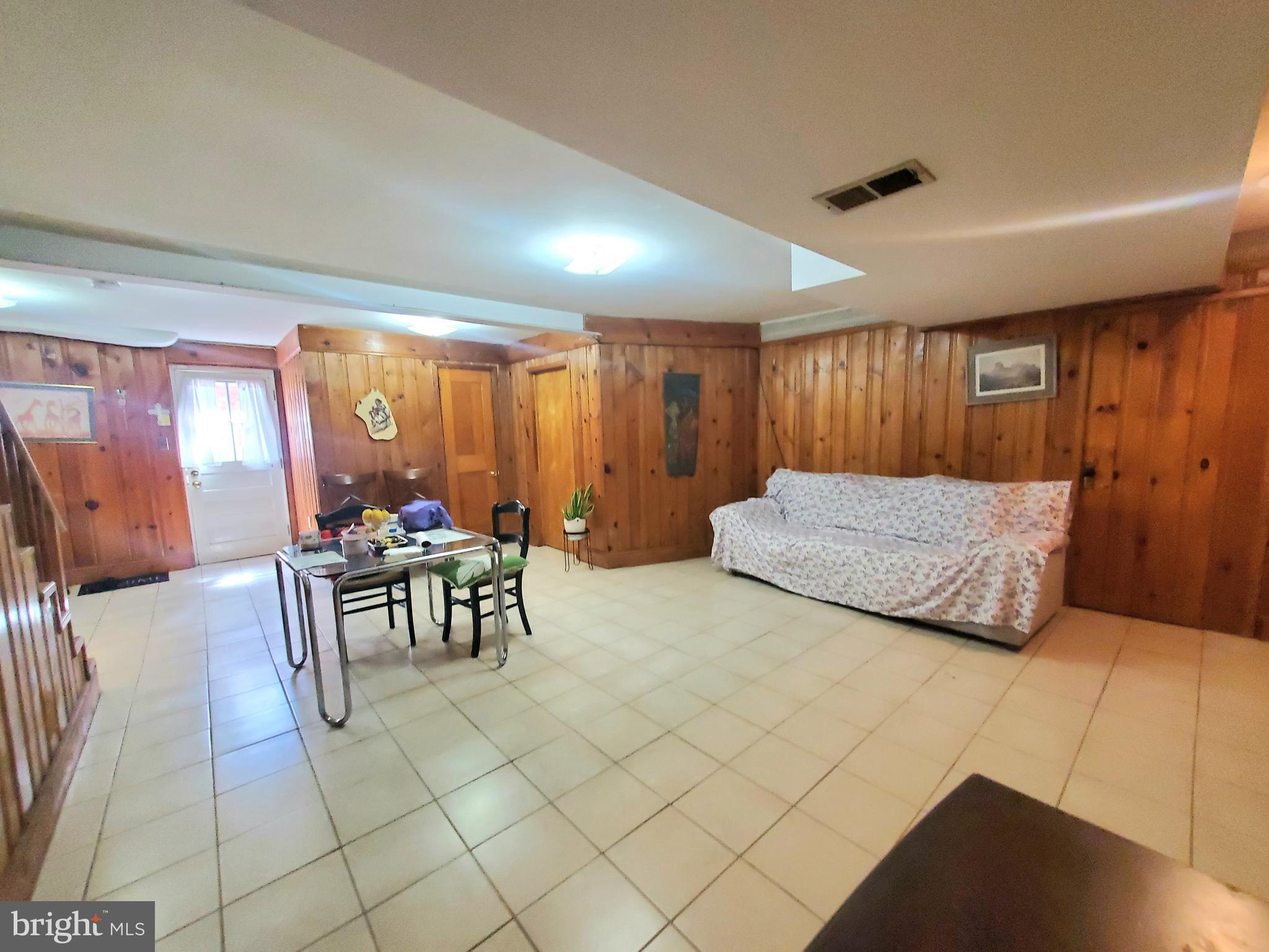 PT WHEATON OUT - Residential Lease