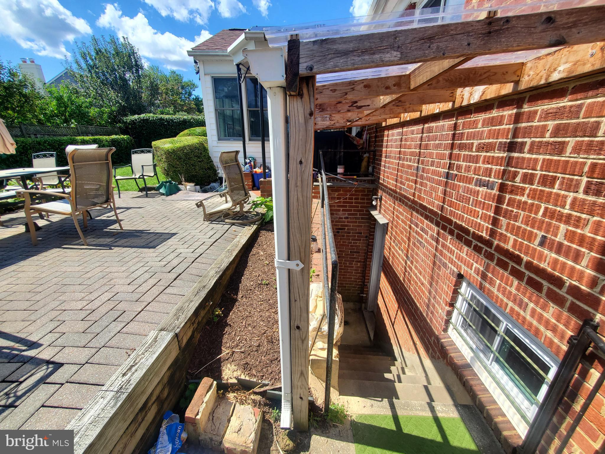 PT WHEATON OUT - Residential Lease