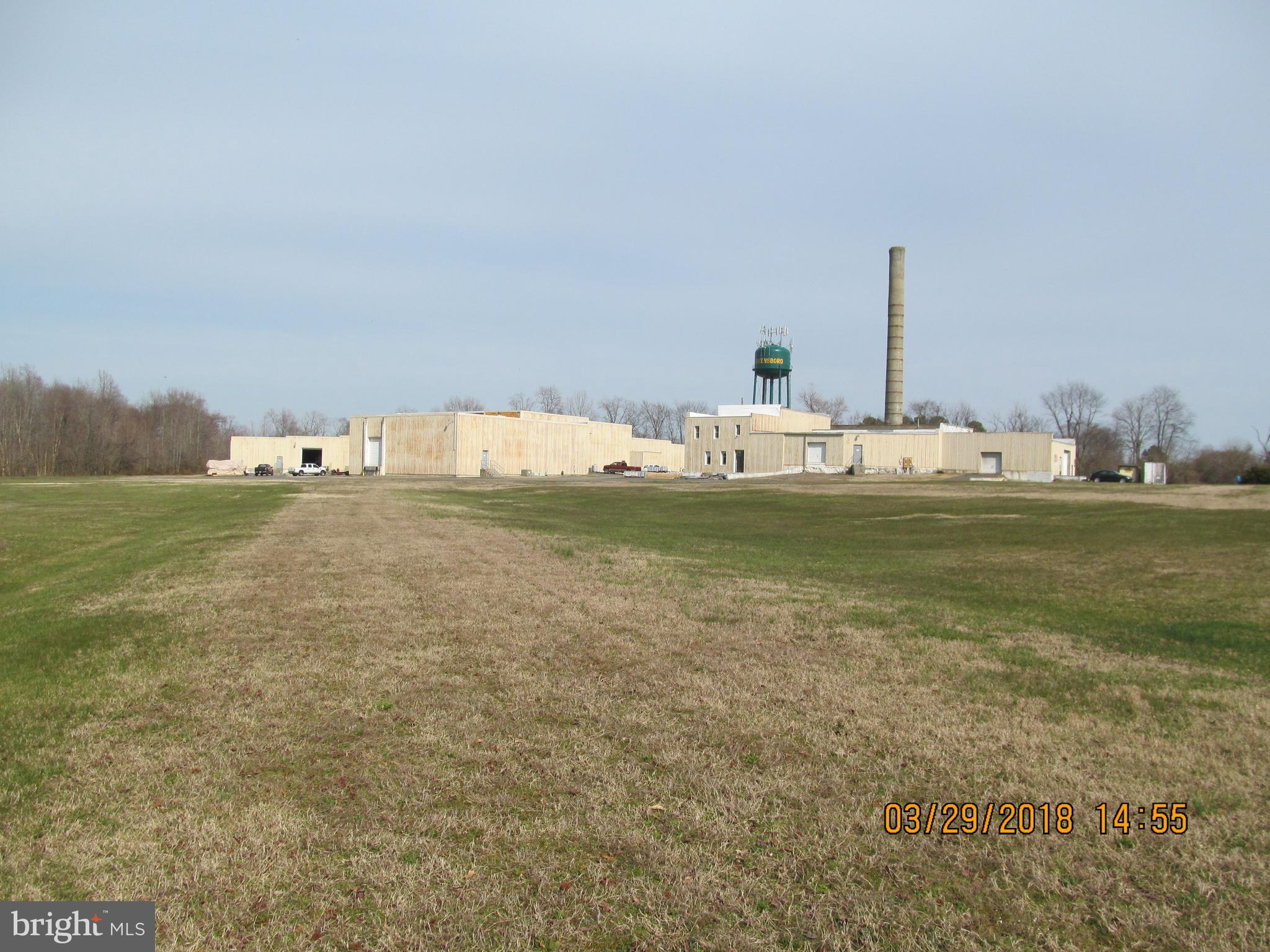 MAJOR PRICE ADJUSTMENT*** Multiple rentals (12) on this 36000 sf of industrial space located on 29.32 (2 parcels combined) Still plenty of space to build out and expand. Three phase electric in many units, loading docks, ramps, outside storage. Water and sewer is around $1,000.00 per quarter currently. Taxes for both parcels is close to $15,000.00
Do not enter property without appointment. *** POSSIBLE OWNER FINANCING TO QUALIFIED BUYER***