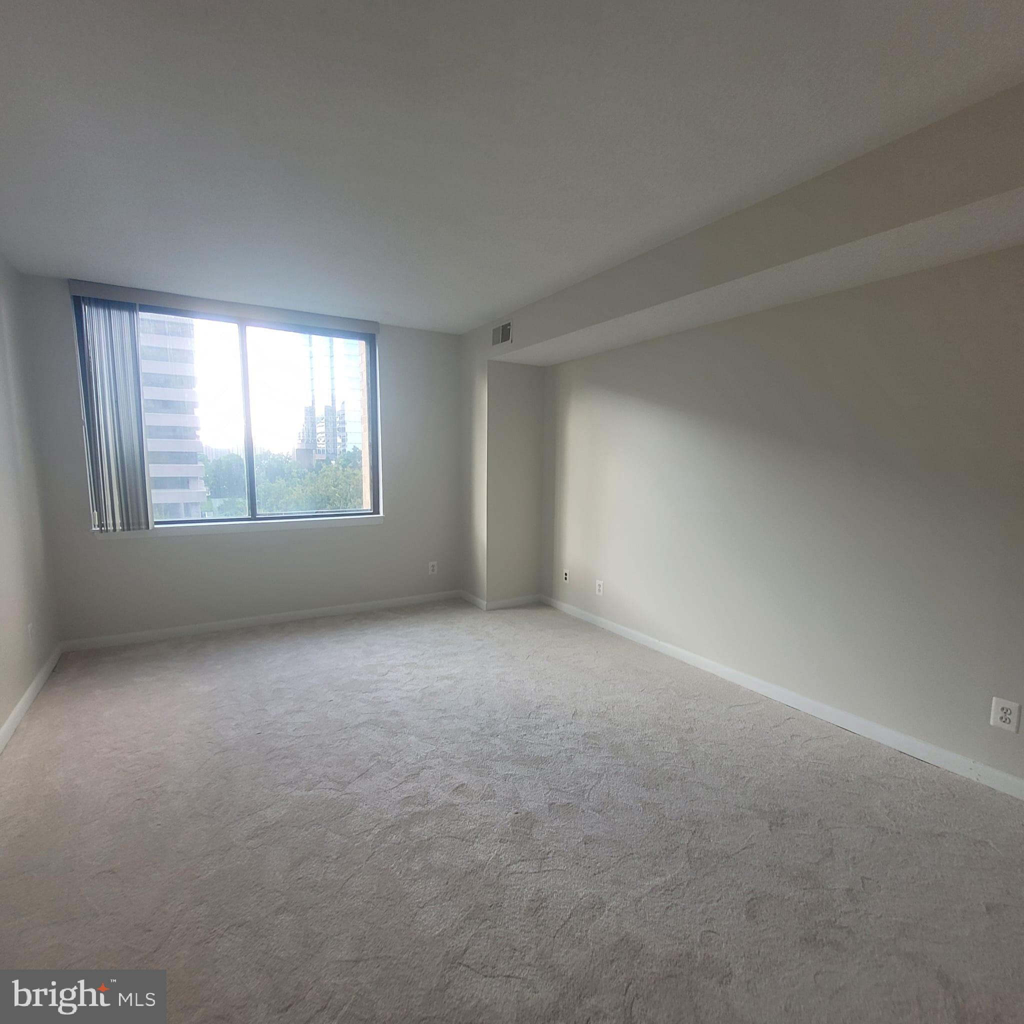 SKYLINE HOUSE - Residential Lease