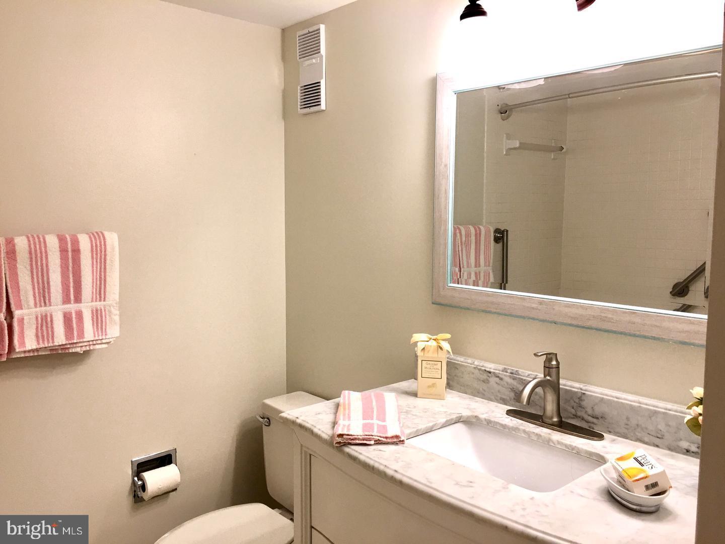 SKYLINE HOUSE - Residential Lease