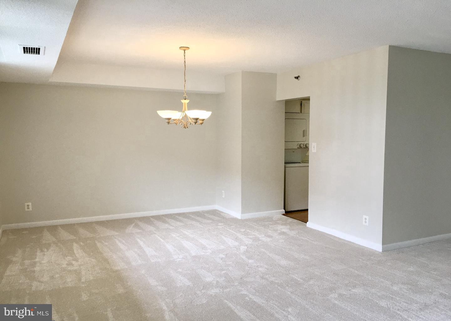 SKYLINE HOUSE - Residential Lease