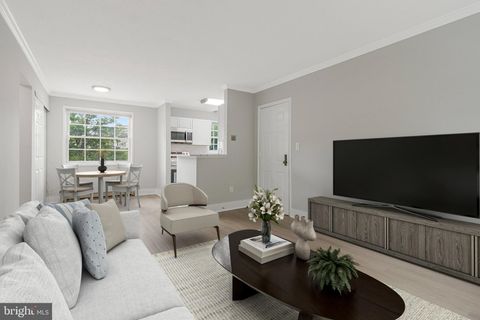1724 W ABINGDON DRIVE 201 ALEXANDRIA VA 22314