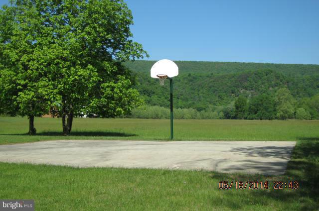 THE CROSSINGS - Residential