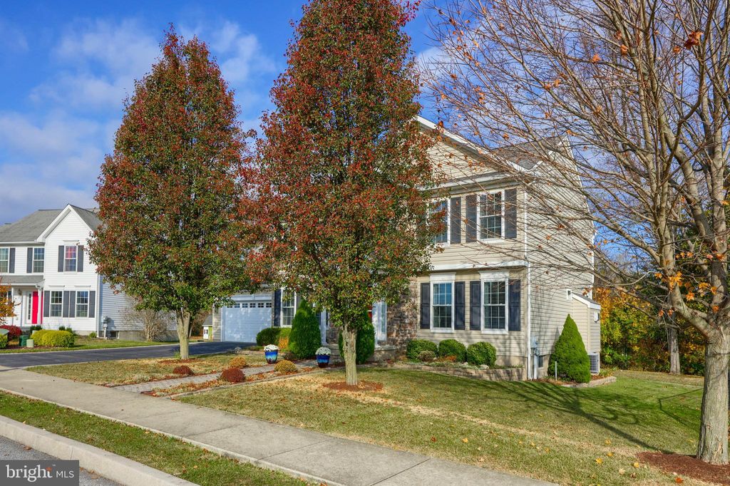 Photo of 319 Northview Lane, QUARRYVILLE, PA 17566 (MLS # PALA2060394)