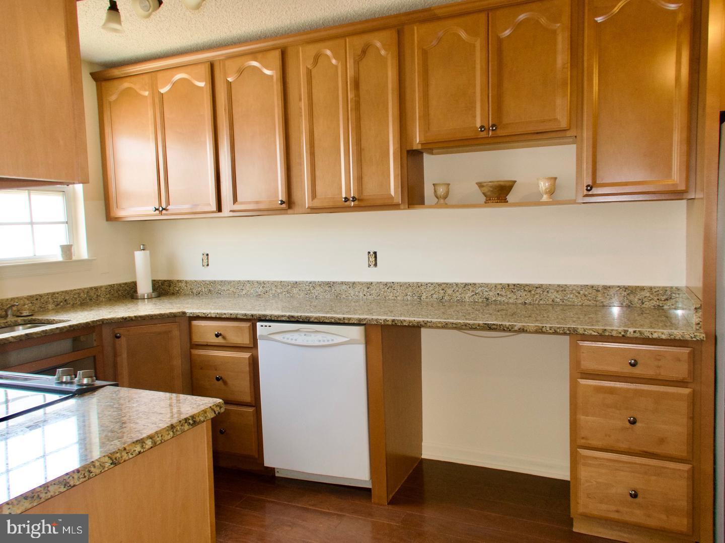 FOX CHASE/EXETER - Residential Lease