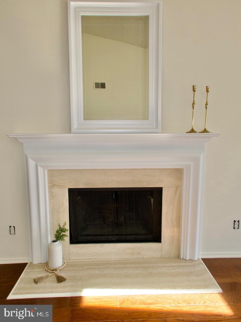 FOX CHASE/EXETER - Residential Lease