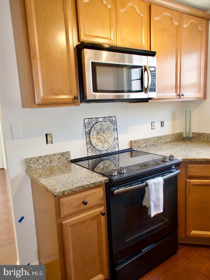 FOX CHASE/EXETER - Residential Lease