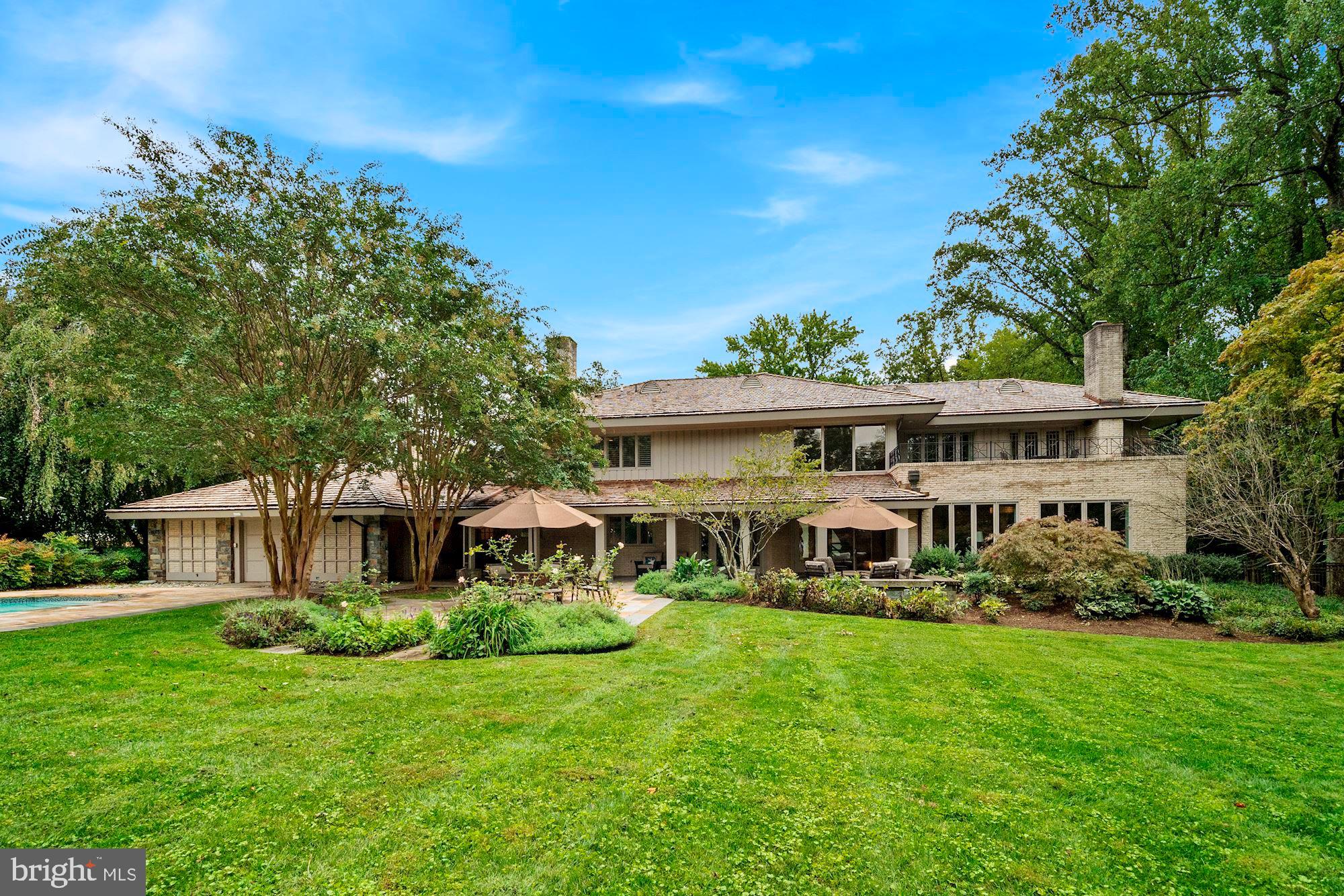 BRADLEY HILLS - Residential