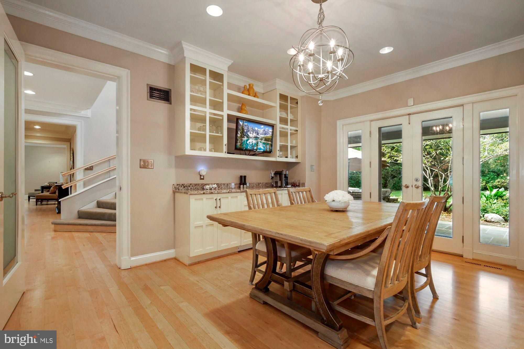 BRADLEY HILLS - Residential