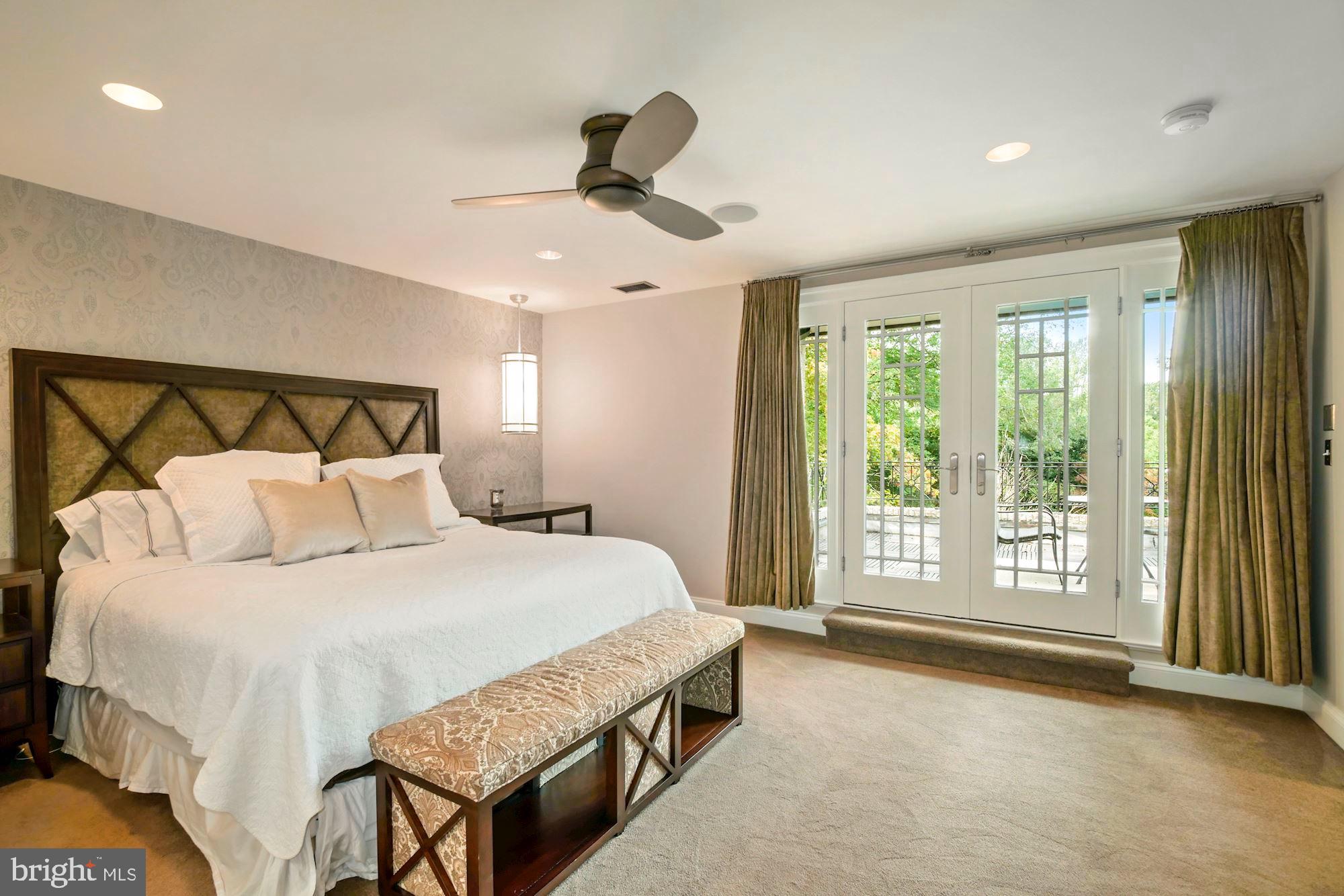 BRADLEY HILLS - Residential