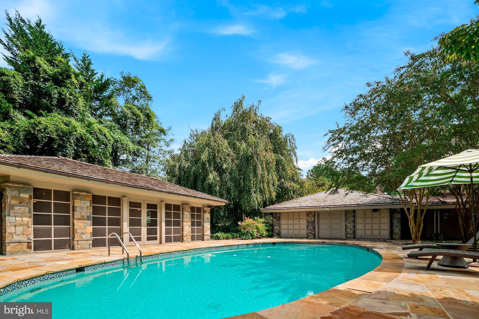 BRADLEY HILLS - Residential