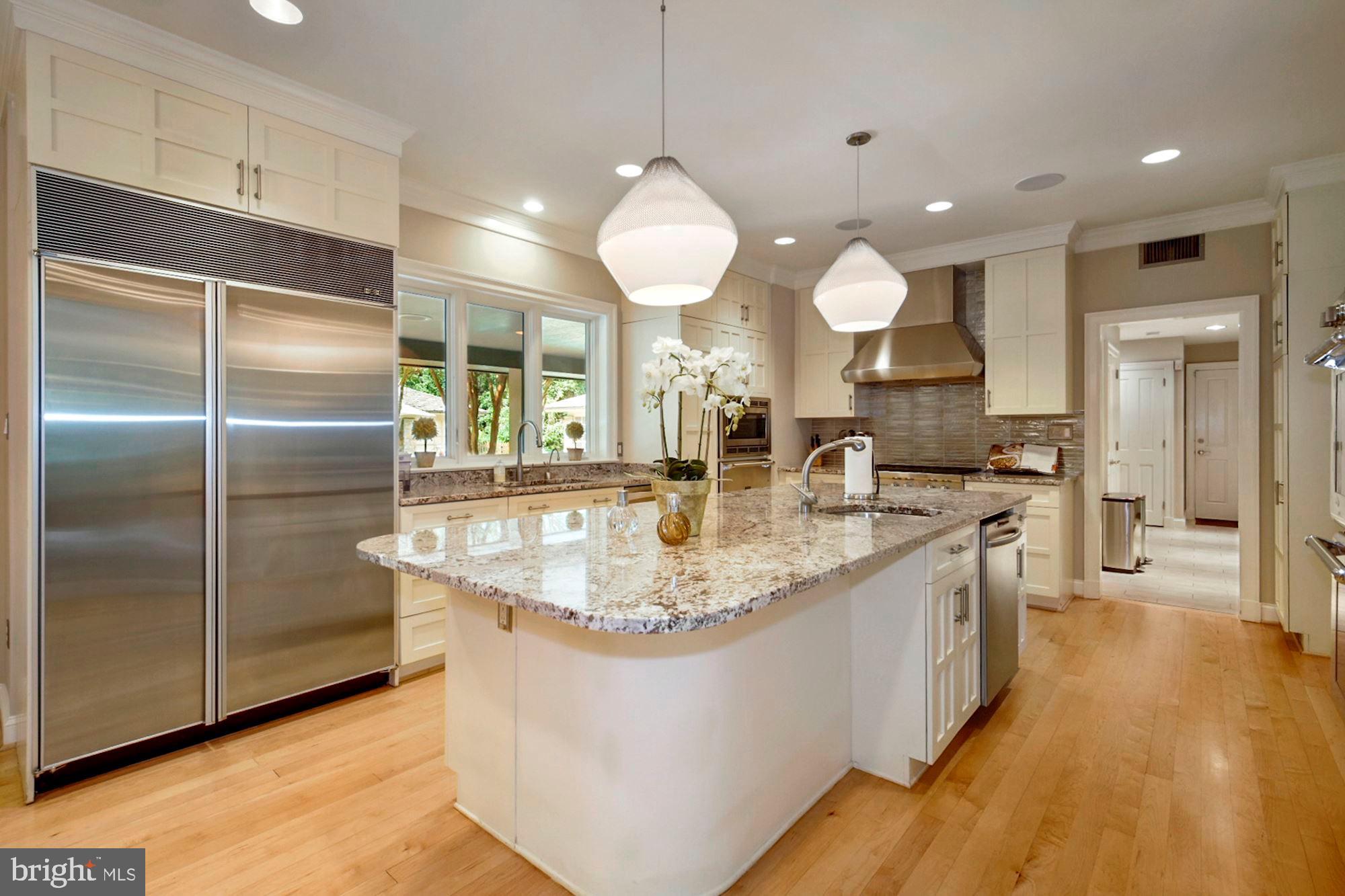 BRADLEY HILLS - Residential