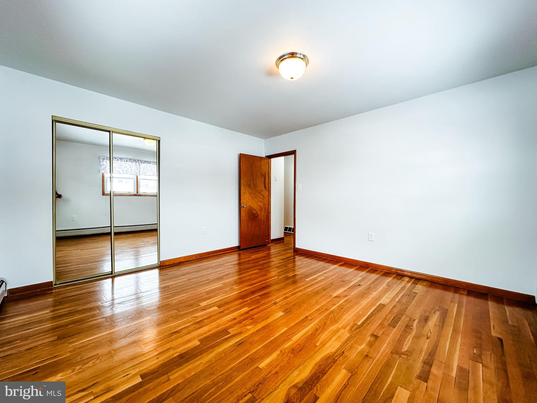 WEST SIDE - Residential