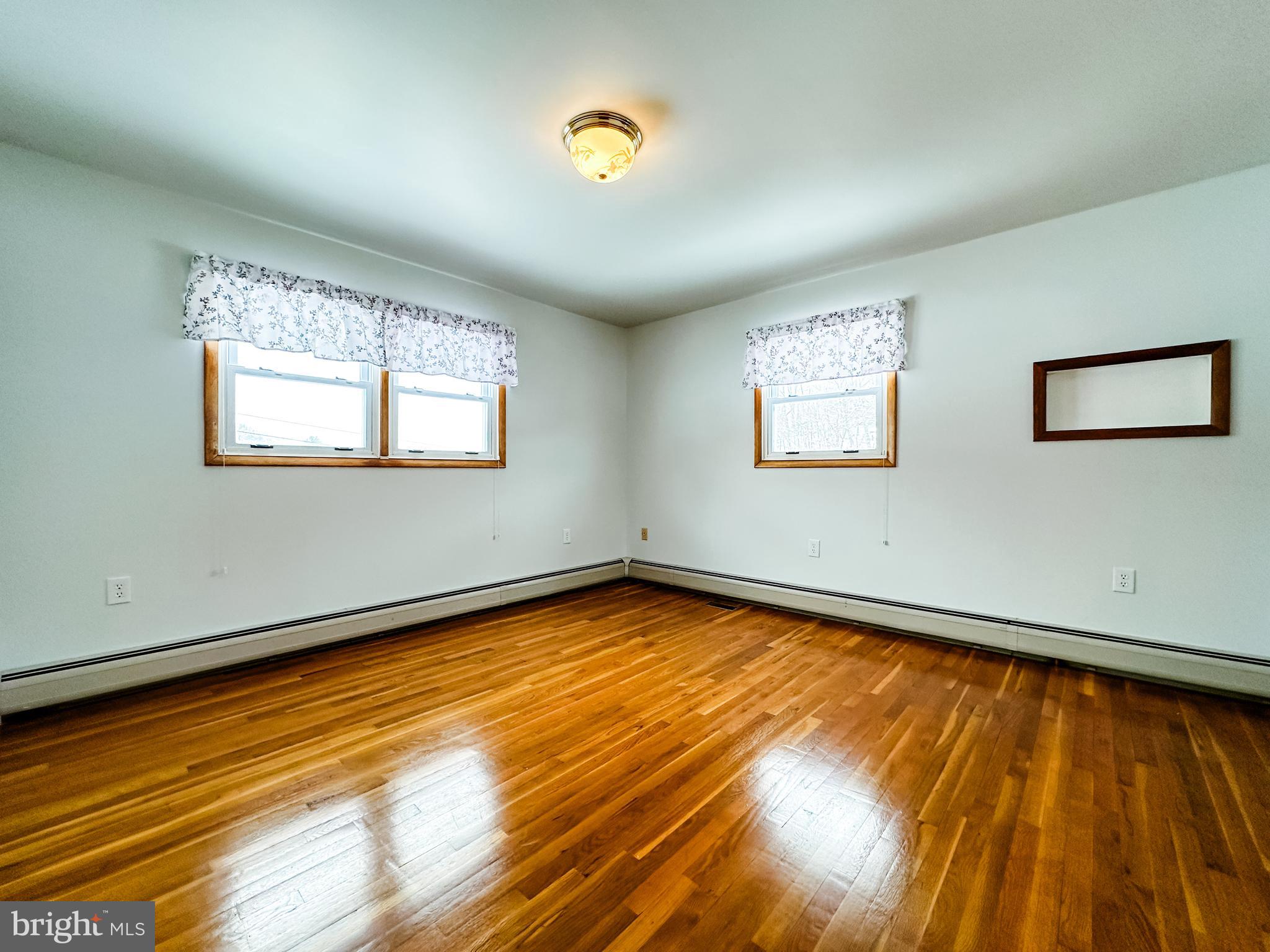 WEST SIDE - Residential