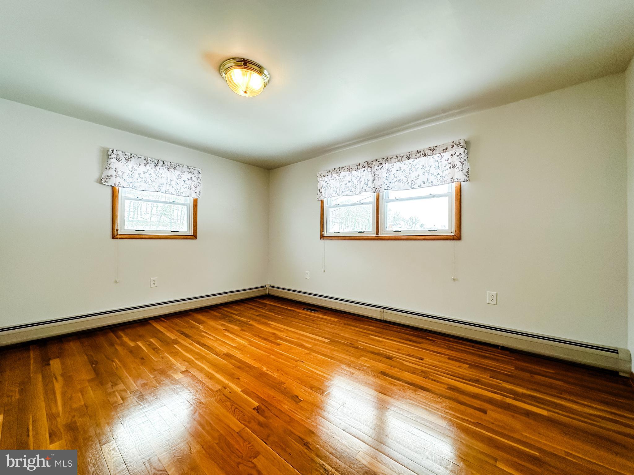 WEST SIDE - Residential