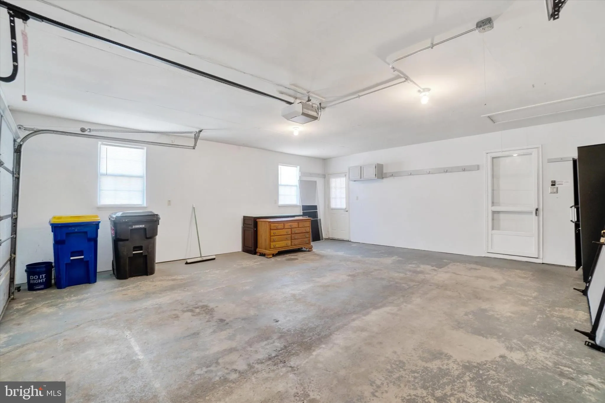 Dover, Pennsylvania 17315, United States, 2 Bedrooms Bedrooms, ,2 BathroomsBathrooms,Residential,Pending,11570