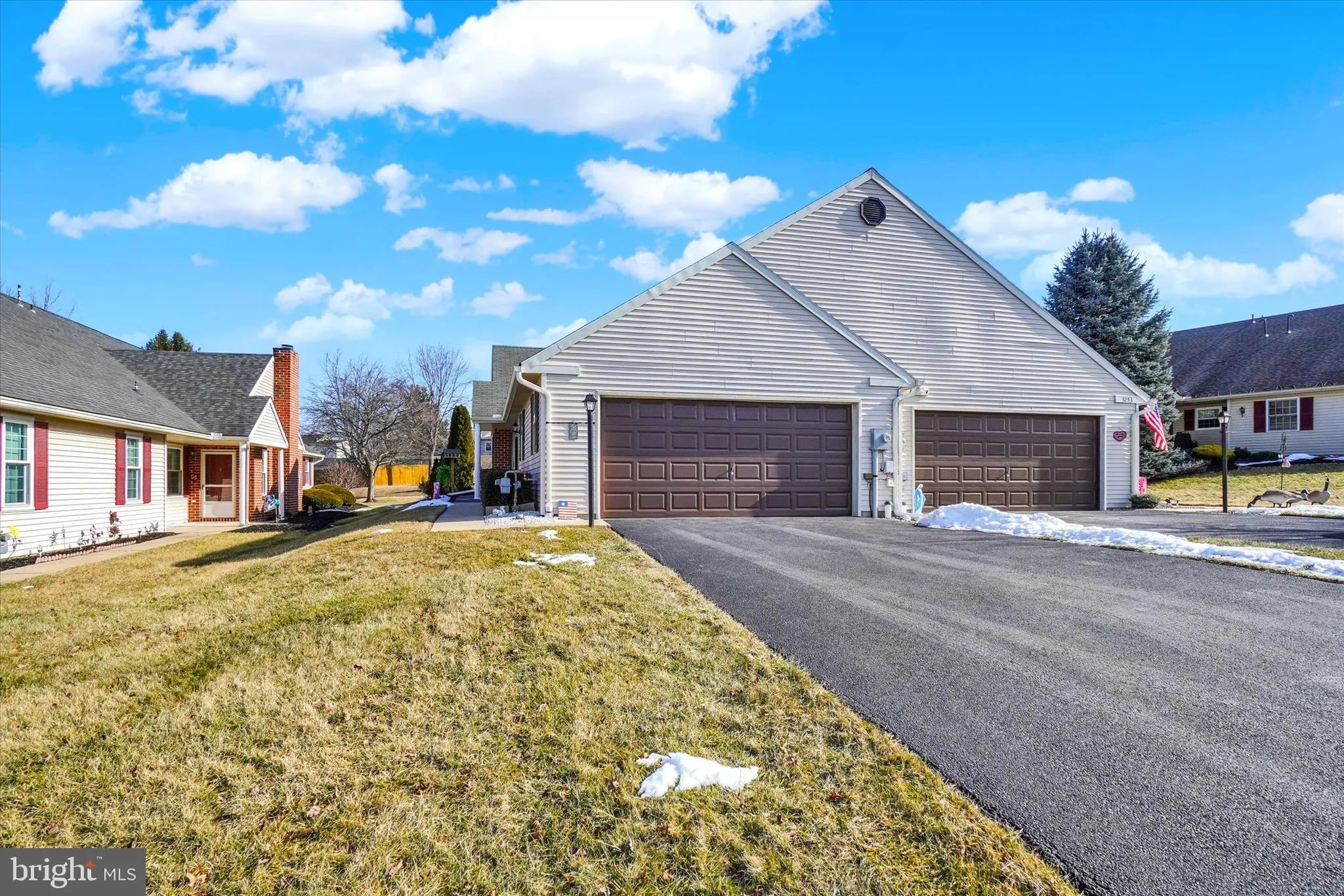 Dover, Pennsylvania 17315, United States, 2 Bedrooms Bedrooms, ,2 BathroomsBathrooms,Residential,Pending,11570