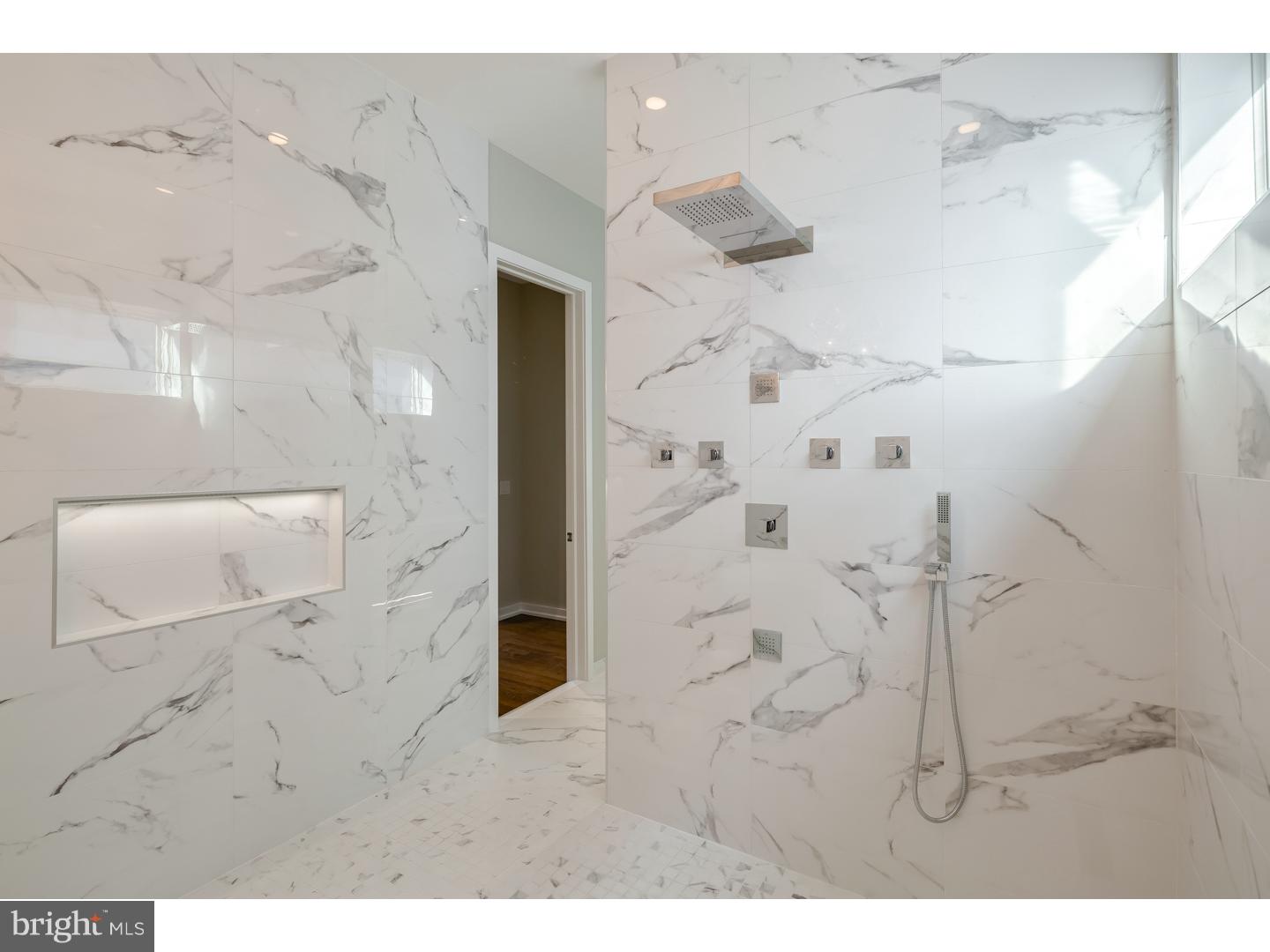 OLD CITY - Residential