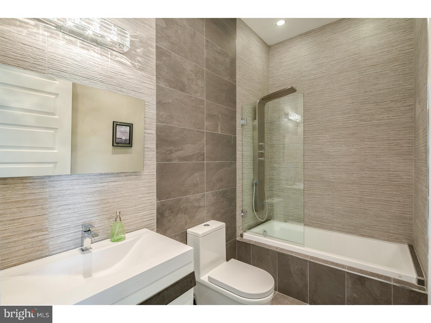 OLD CITY - Residential