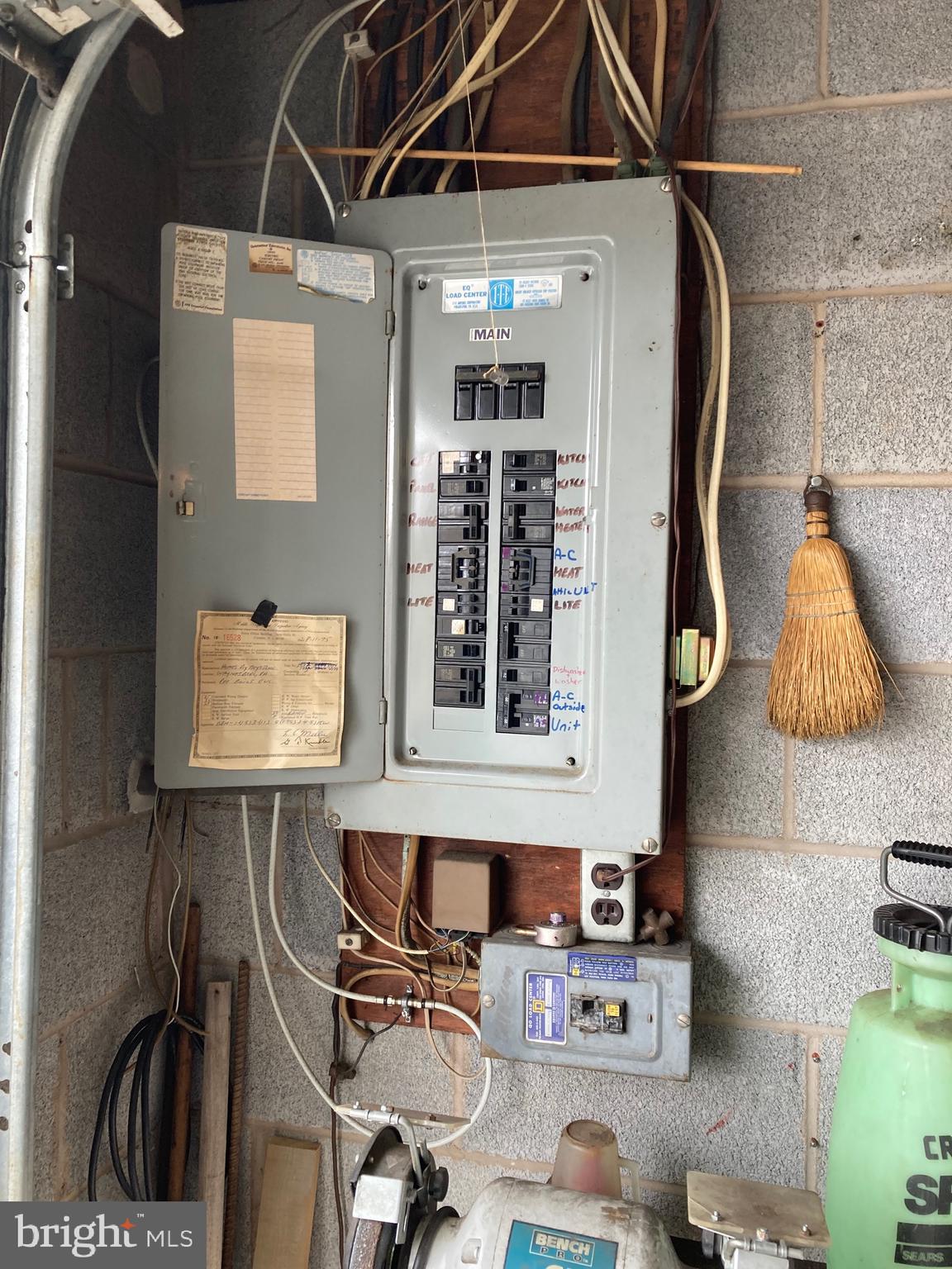 GUILFORD - Residential