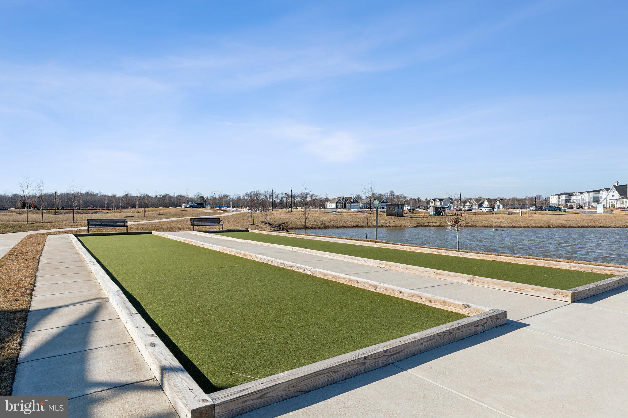 FOUR SEASONS AT KENT ISLAND - Residential