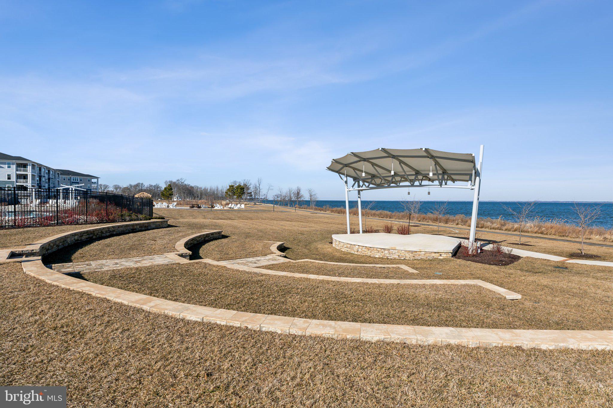 FOUR SEASONS AT KENT ISLAND - Residential