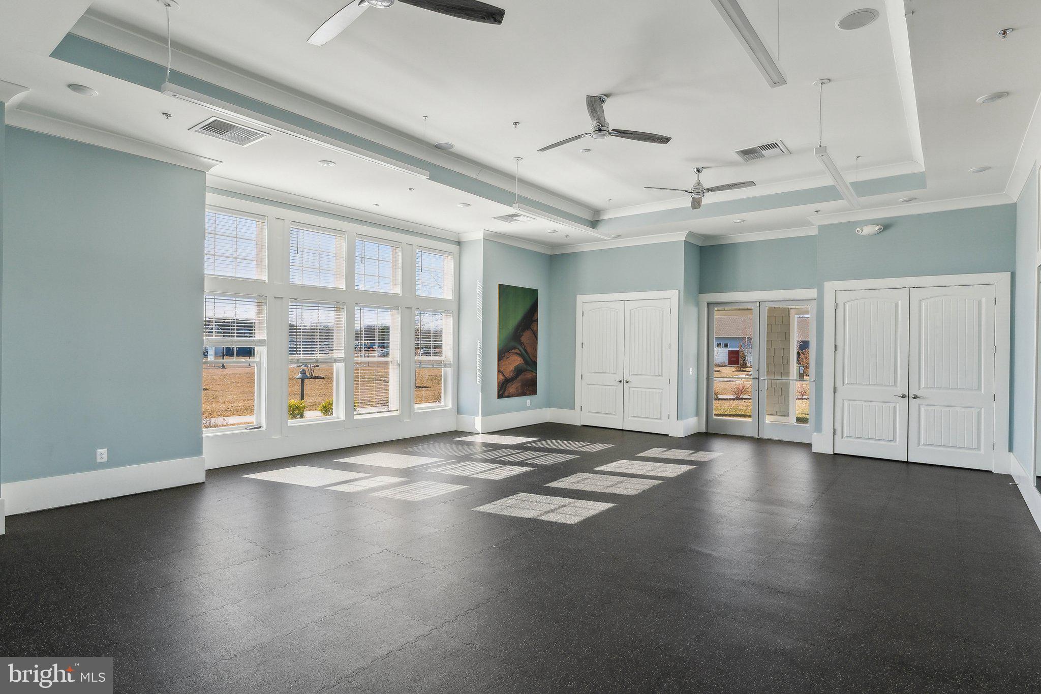 FOUR SEASONS AT KENT ISLAND - Residential