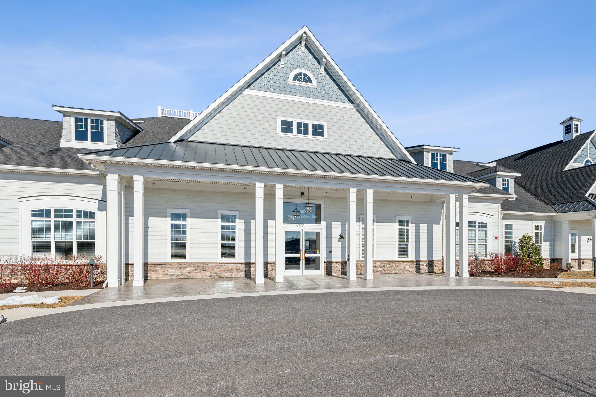 FOUR SEASONS AT KENT ISLAND - Residential