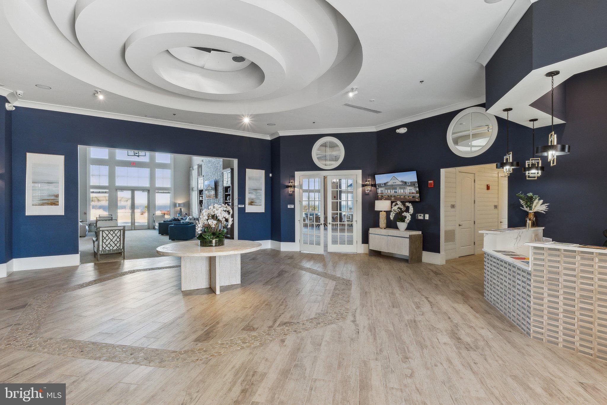 FOUR SEASONS AT KENT ISLAND - Residential