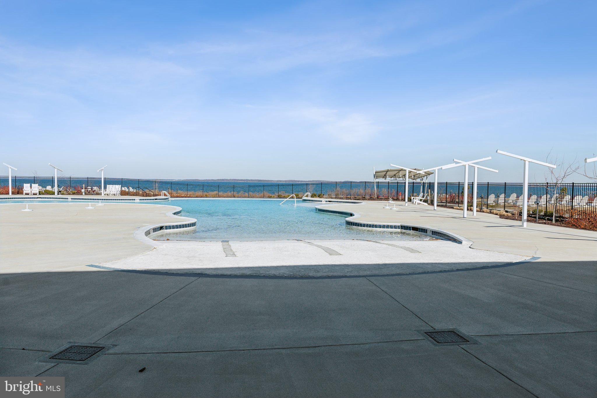 FOUR SEASONS AT KENT ISLAND - Residential