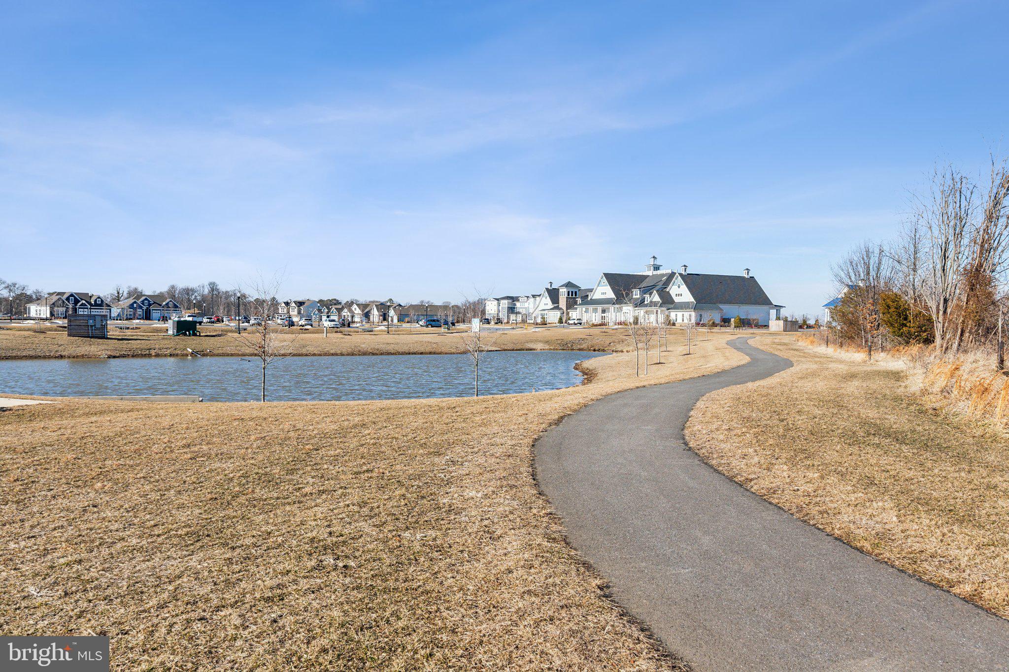FOUR SEASONS AT KENT ISLAND - Residential